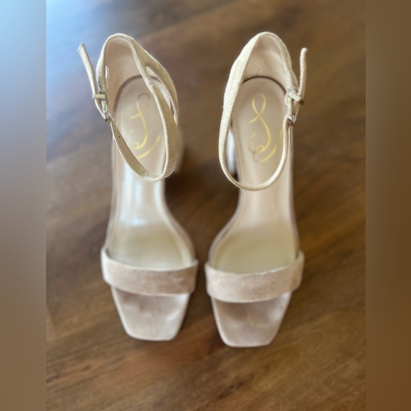 Sam Edelman Daniella Sandal - Picture 5 of 6